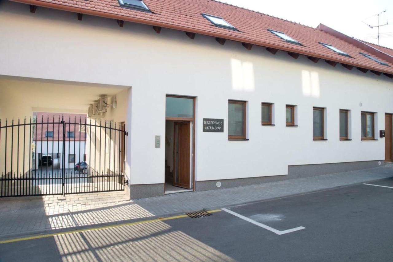Rezidence Konevova, Mikulov Apartamento Exterior foto